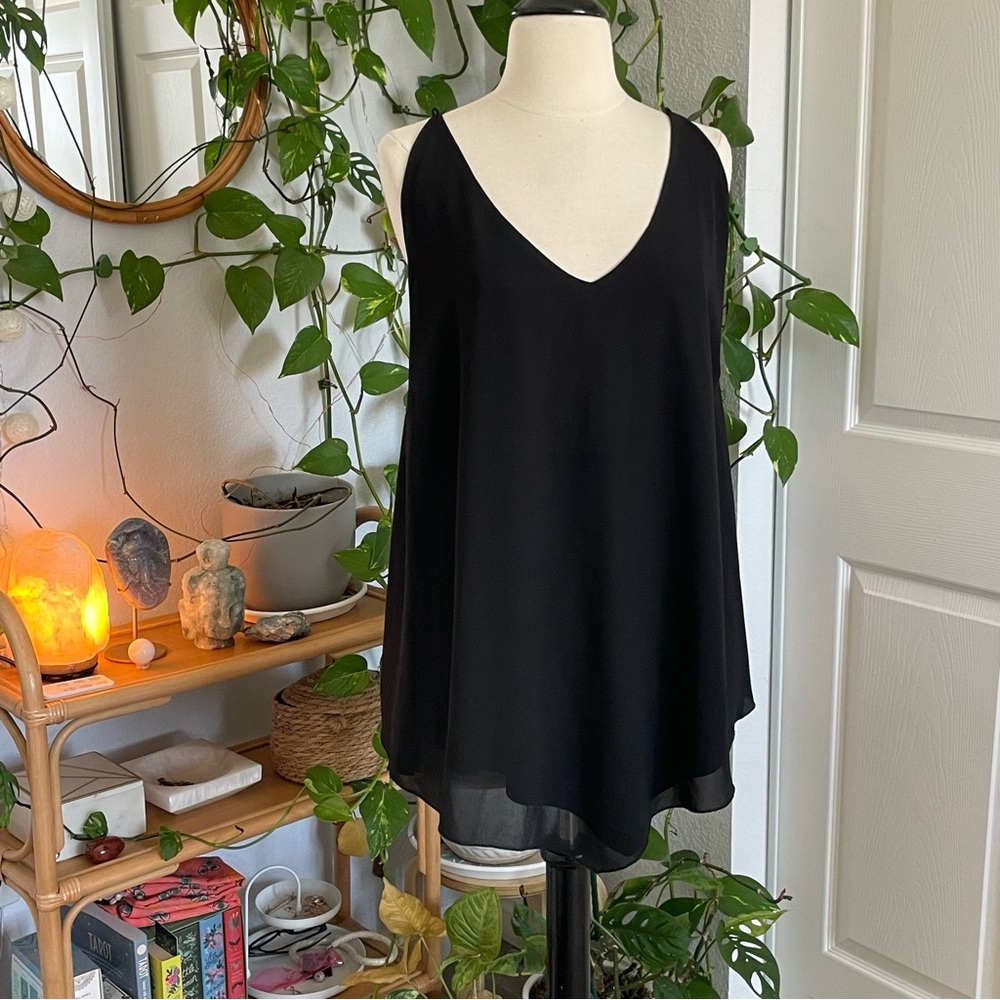 ✨🖤Black CITY CHIC Sleeveless Tunic Top 🖤✨